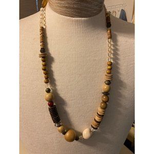 Woman's Wooden Beaded Necklace with faceted plastic beads